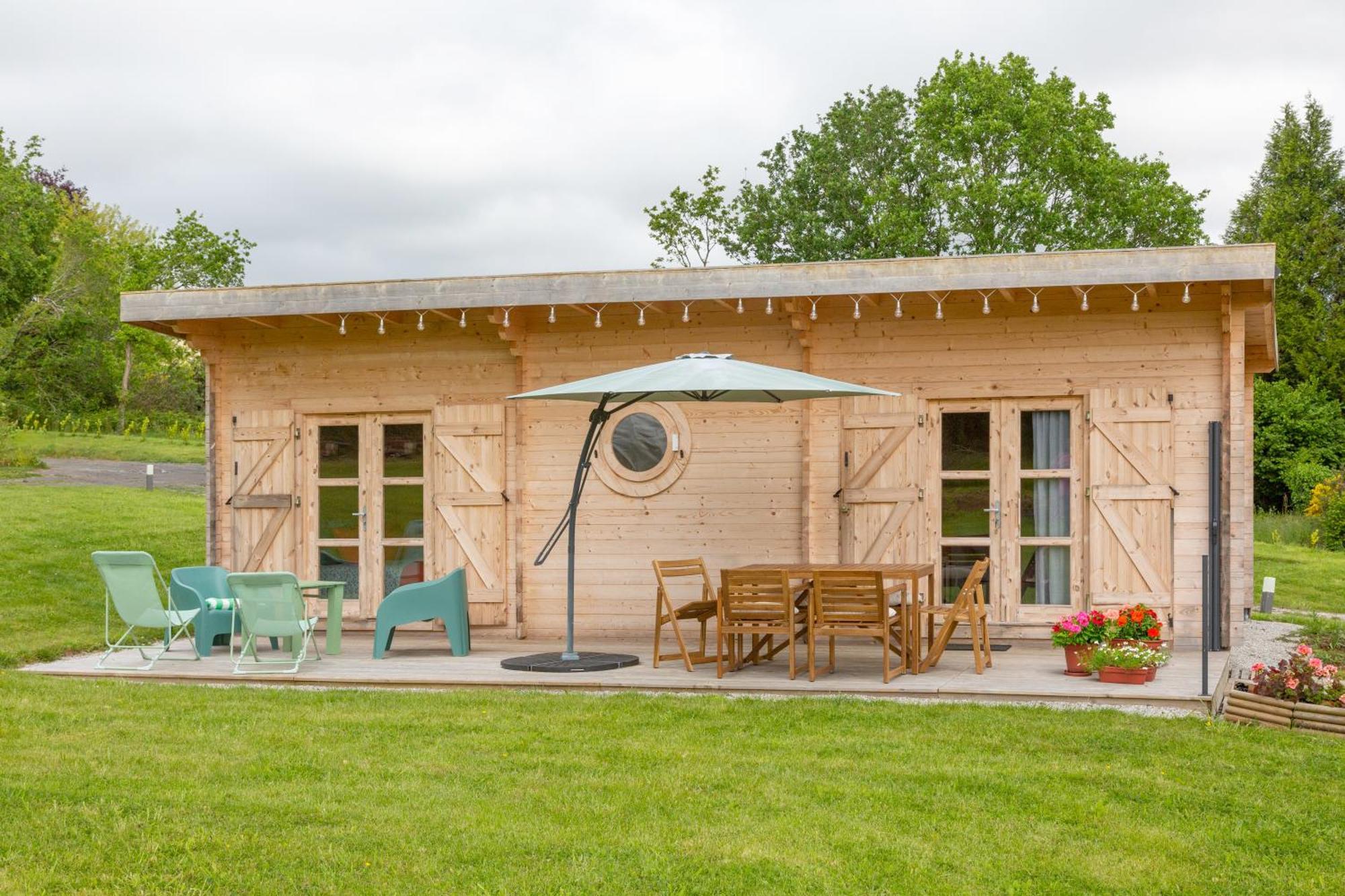 Chalet 4 Pers Landeleau 2Kms Canal Exterior photo
